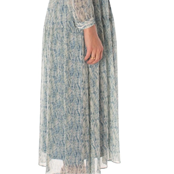 TAYLOR DRESSES Long Sleeve Smocked Maxi
Dress - Picture 9 of 11